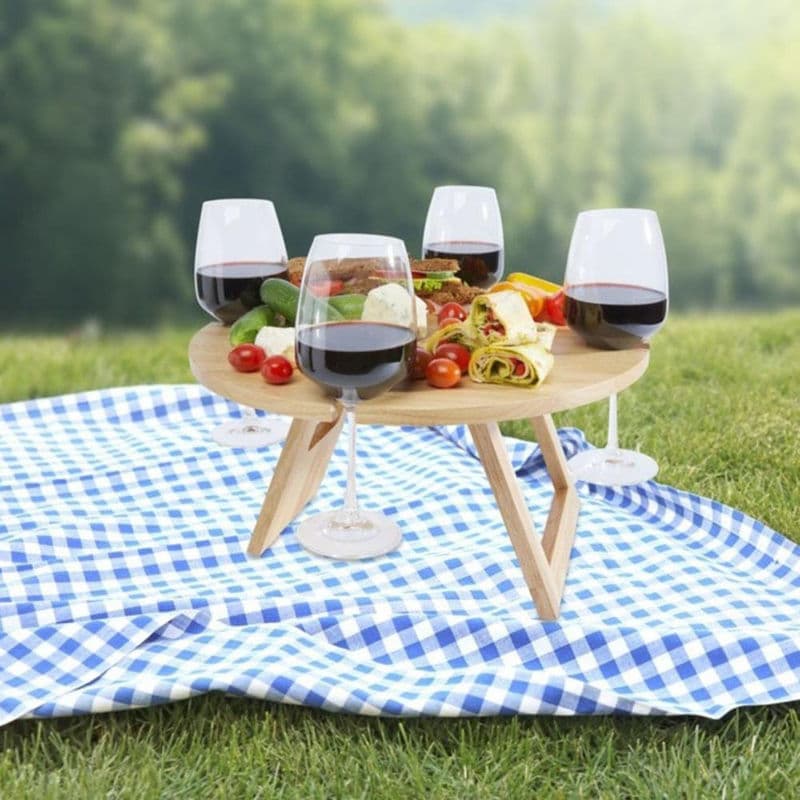 4 Seasons Outdoor Klappbarer Holztisch im skandinavischen Design in Natur - Bild 1
